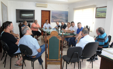 Permanece proibido trânsito de caminhões pesados em rodovias de Maracajá