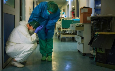 Itália registra quase 800 mortos em menos de 24h