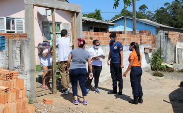 Assistência Social reforça que famílias não devem sair de casa para buscar cestas básicas