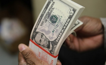 Dólar sobe a R$ 5,26 e marca novo recorde de fechamento