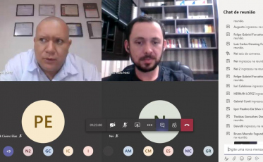 Acadêmicos da Satc conversam sobre robótica com engenheiro mexicano