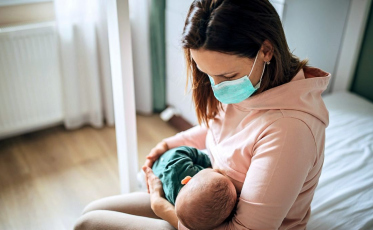 Especialistas apontam: amamentação deve ser mantida durante a pandemia