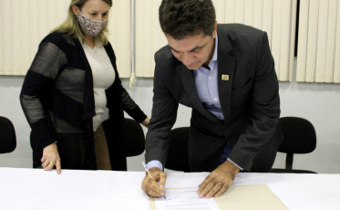 Prefeitura anuncia pavimentação de ruas em áreas industriais