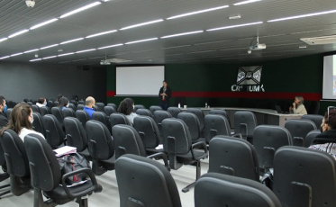 Atendimento aos idosos é discutido em Criciúma