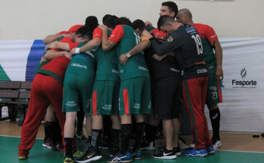 Handebol masculino de Criciúma promove arrecadação de agasalhos