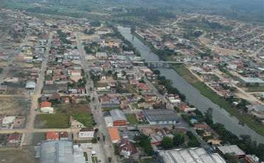 Covid-19: Sepultamento não segue protocolo e coloca 43 pessoas em risco 