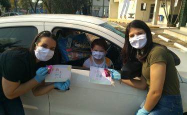 Professoras do Colégio Satc acolhem estudantes do 1º ano 