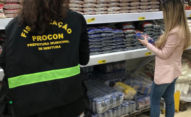 Procon de Imbituba flagra diferença de 366% no preço do arroz 