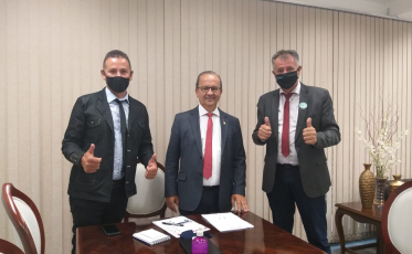 Prefeito de Forquilhinha vai a Brasília em busca de recursos