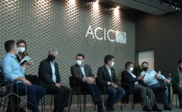 “Um dia histórico”, definem autoridades sobre repasse para o Centro de Inovação 