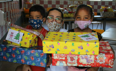 Curso de Ciências Contábeis da Unesc faz a diferença no Natal de centenas de crianças