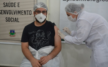 “É emocionante”, diz primeiro vacinado contra a Covid-19 de Morro da Fumaça (VÍDEO)