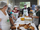 Curso de pães e biscoitos do Senar reúne mulheres da Cidade Alta