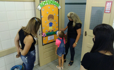 Equipe do Colégio Satc recebe famílias e prepara tudo para início do ano letivo 