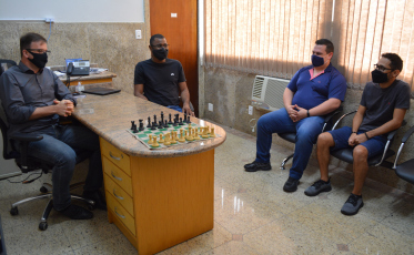 A cultura do xadrez chega a Morro da Fumaça