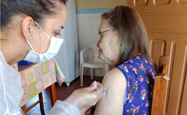 Covid-19: Morro da Fumaça inicia vacinação de idosos de 85 a 89 anos