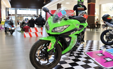 Últimos dias da “Expo86”, a exposição de motos do Criciúma Shopping