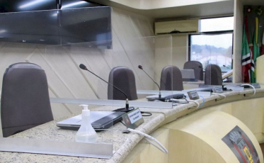 Câmara de Criciúma realiza campanha para auxiliar famílias necessitadas