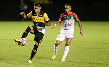 Após estreia, meia Dudu avalia como positivo primeiro jogo pelo Criciúma