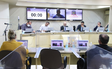 Comissão Especial Temporária de Análise de Leis da Câmara recebe sindicalistas