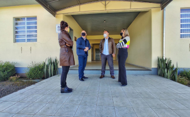 Nova Veneza e Unesc discutem instalação de polo de educação em Nova Veneza