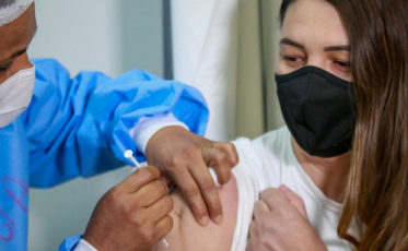 Santa Catarina aplica mais de um 1,6 milhão de doses contra Covid-19 em julho