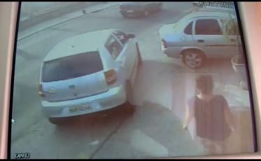 Carro é roubado em Içara