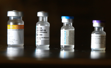 Cem “sommeliers” de vacina no fim da fila em Criciúma