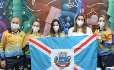 Caratecas representam Içara em competição nacional no Ceará