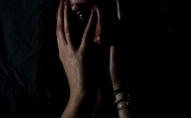 Violência psicológica é crime e mulheres podem pedir o afastamento do agressor