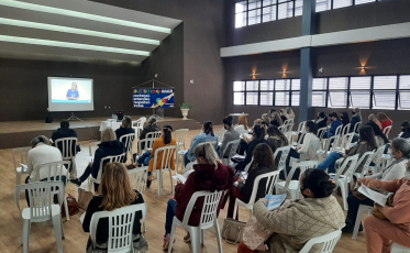 Içara recebe formação sobre autismo para profissionais da educação