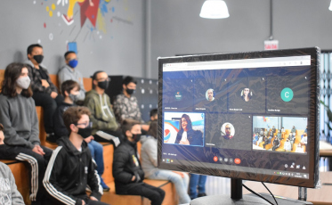 Abadeus forma primeiras turmas do curso de Robótica