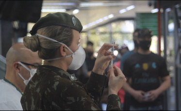 Criciúma inicia vacinação contra Covid-19 em adolescentes neste sábado