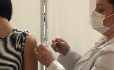 Içara continua vacinando adolescentes nesta quinta-feira