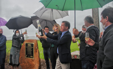 Prefeitura e Casan entregam obras em Nova Veneza