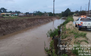 Dragagem do Rio dos Porcos surte efeito depois da chuva da madrugada