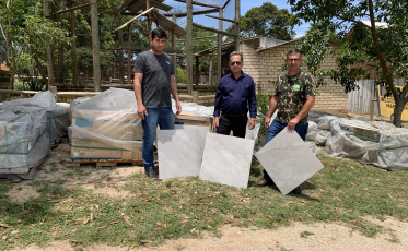 Parque Ecológico de Maracajá recebe doação de pisos