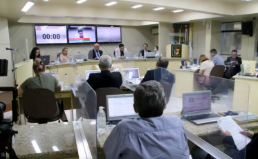 Vereadores aprovam PL que trata da cassação de alvará para local que comercializar produtos oriundos de crime