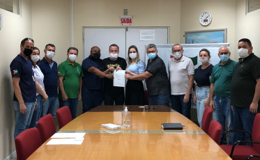 Forquilhinha assina quatro ordens de serviços de mais de R$ 1 milhão para obras na educação e esporte