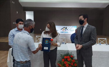 Programa Lar Legal entrega mais 15 matrículas em Içara