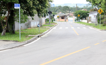 Ruas dos bairros Recanto Verde e Renascer recebem pavimentação asfáltica