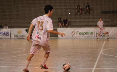 Futsal masculino de Criciúma realiza seletiva para atletas nascidos entre 2005 e 2008