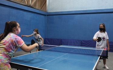 FME Criciúma está com matrículas abertas para as escolinhas de tênis de mesa