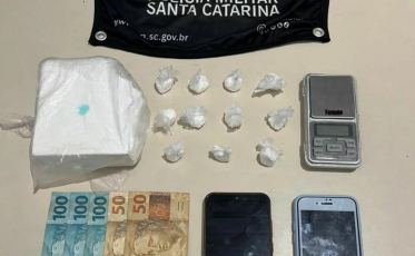 PM apreende cocaína avaliada em R$ 15 mil no Centro
