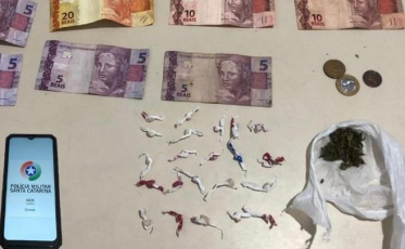 Trio é preso por tráfico de drogas em Balneário Rincão