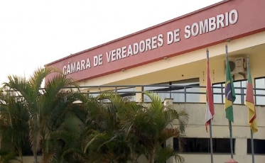 Vereadores seguem no cargo em Sombrio