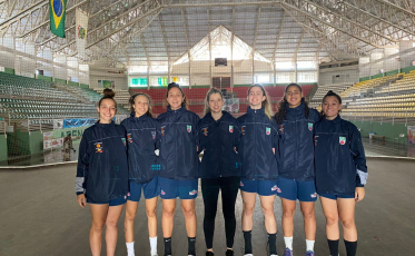 Criciúma: Atletas do basquete feminino são convocadas para Seleções Brasileira e Catarinense