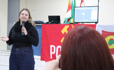 Giovana Mondardo lança pré-candidatura a deputada federal em Blumenau