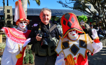 Fotógrafo de Brasília visita Nova Veneza para registrar o Carnevale