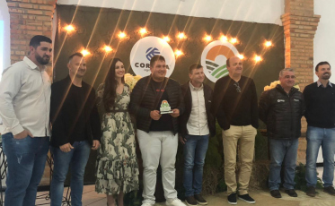 Produtores de Soja do Sul são premiados pelo Grupo Olim